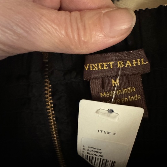 Just in time for the Holidays … sexy strapless feather mini dress new with tags - Picture 4 of 4